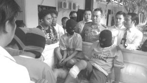 empat pencuri motor
