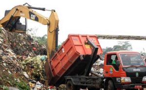Ilustrasi_Truk_Sampah
