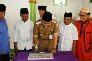 Bupati-Lampura-Resmikan