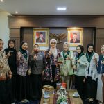 Jihan Ajak Perempuan